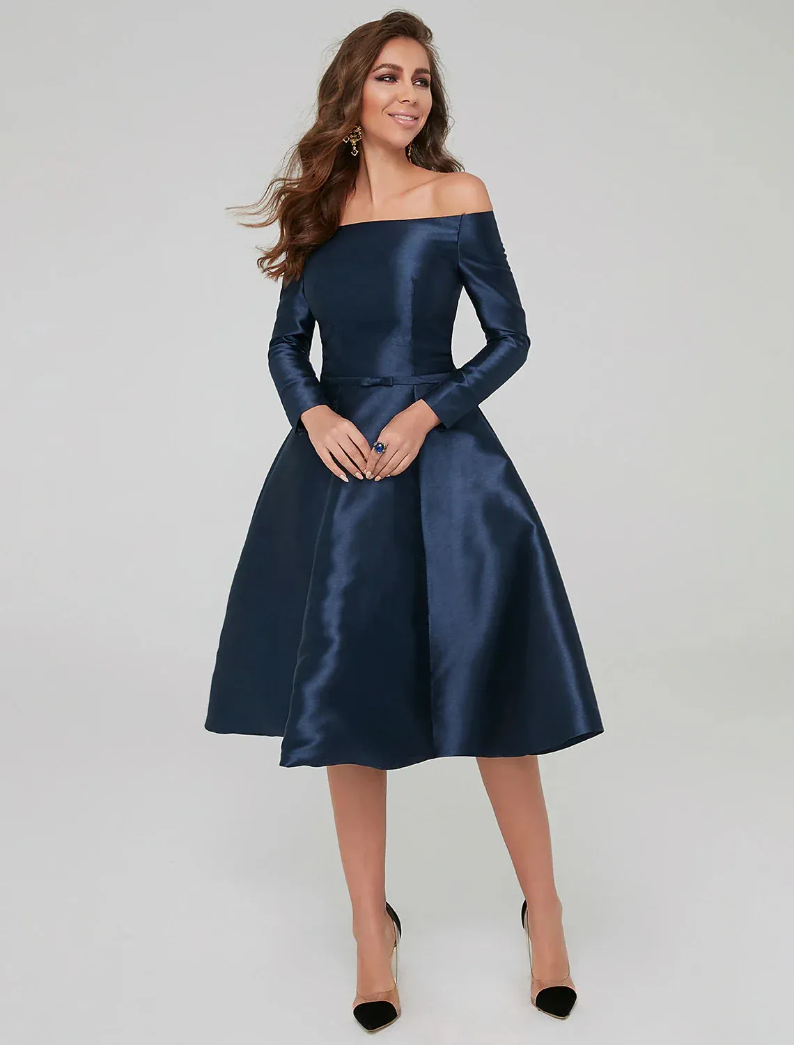 A-Line Special Occasion Dresses Party Dress Wedding Guest Cocktail Party Knee Length Long Sleeve Off Shoulder Satin with Pleats