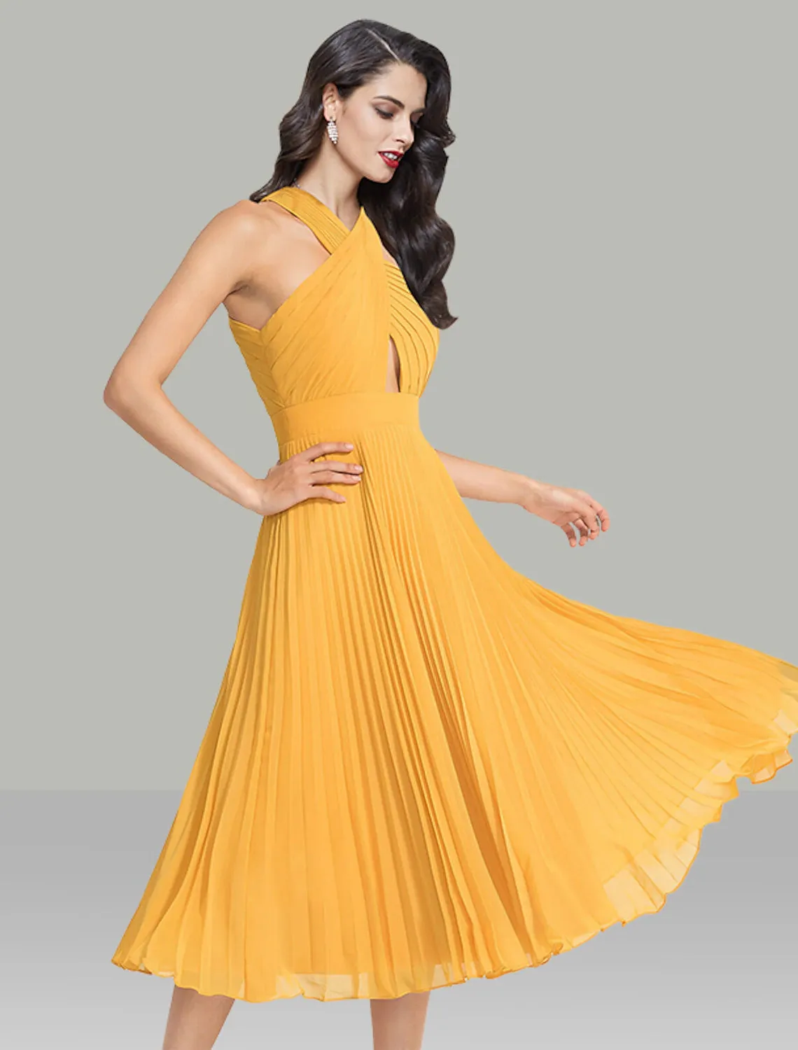 A-Line Wedding Guest Dresses Elegant Dress Cocktail Party Wedding Party Tea Length Sleeveless Halter Neck Chiffon