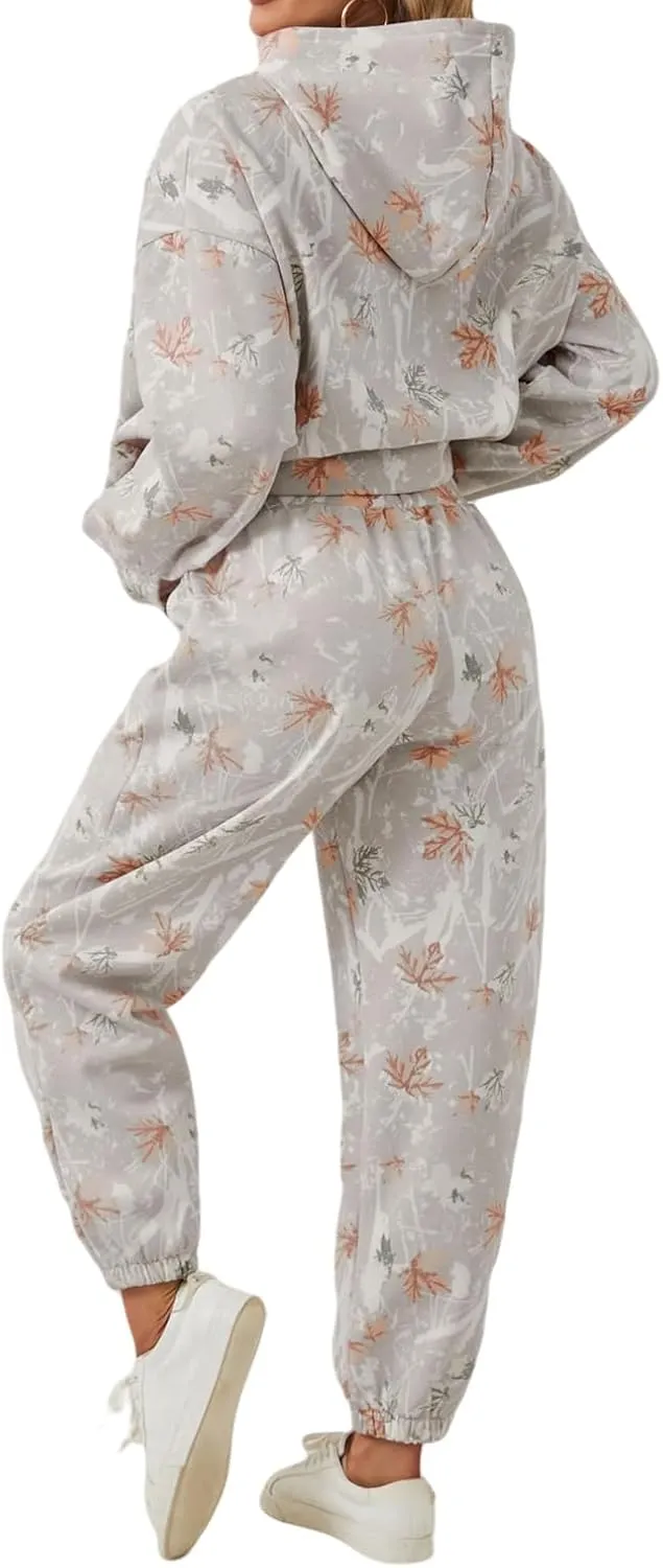Camo Sweatsuits for Women Maple Leaf Print Oversized Hoodie Camo Fleece Sweatpans Lounge Sets Fall Winter Outfits