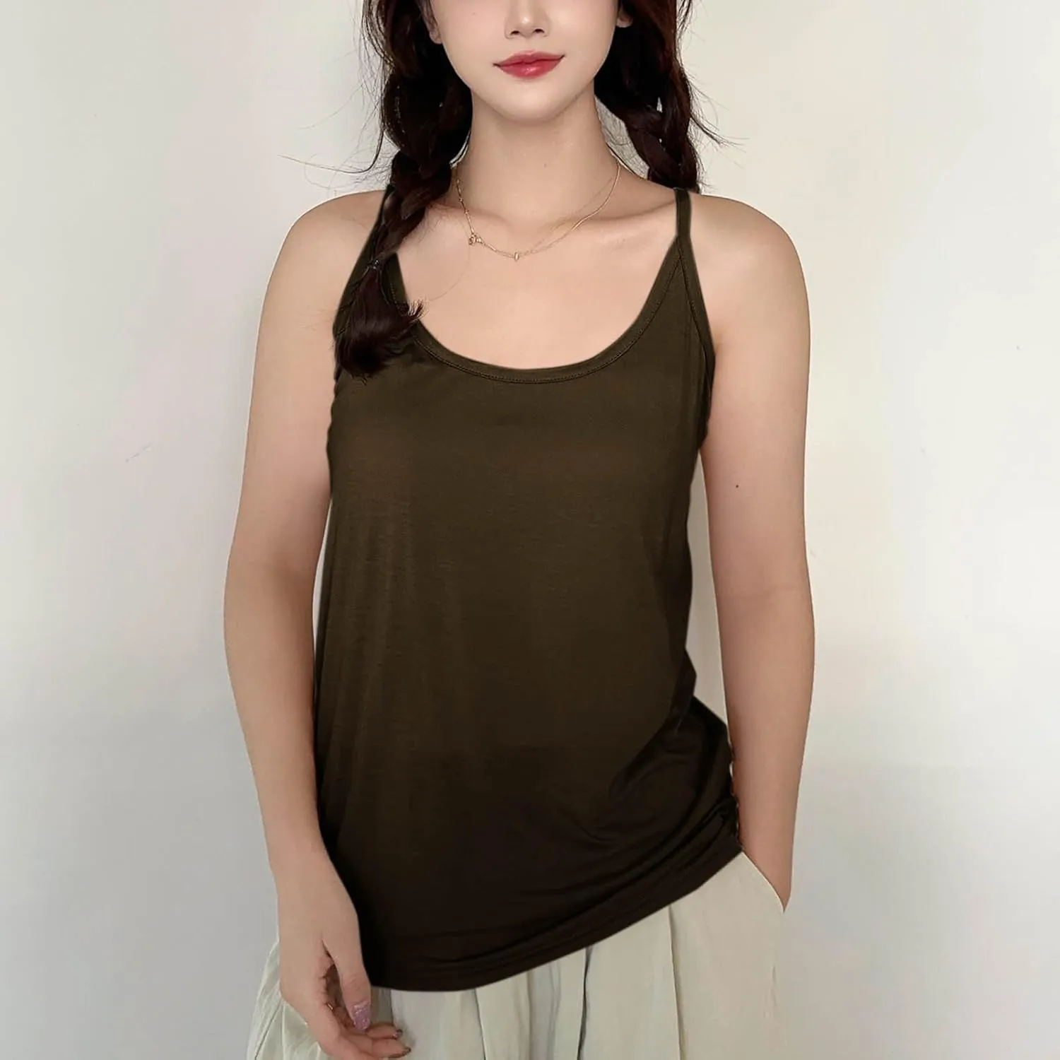 Oplxuo Women Camisole Spaghetti Strap Tank Top Casual Loose Layering Cami Undershirt for Yoga