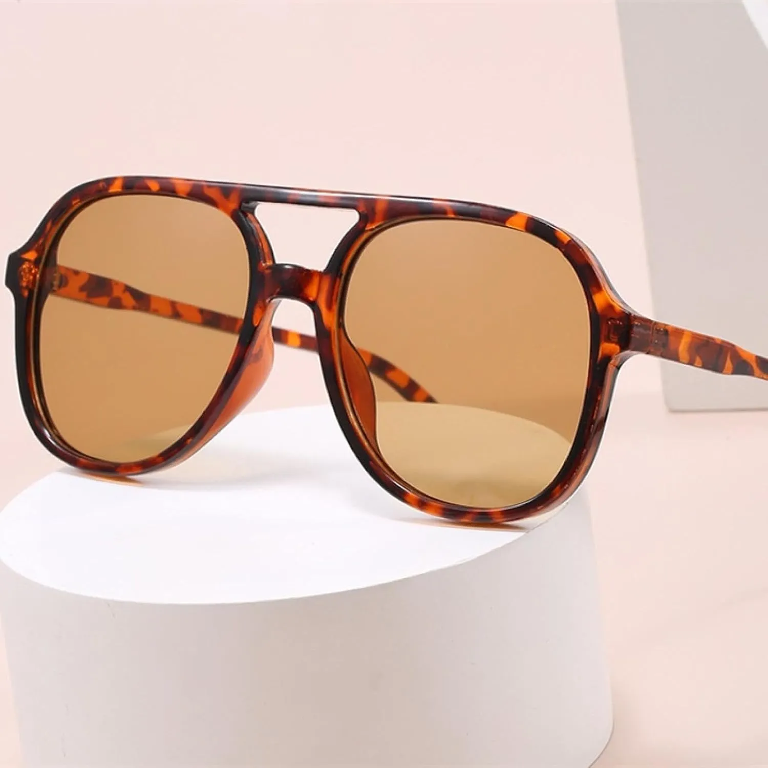 Retro Sunglasses Women Men Fashion Vintage Oval Frame Gradient Uv400