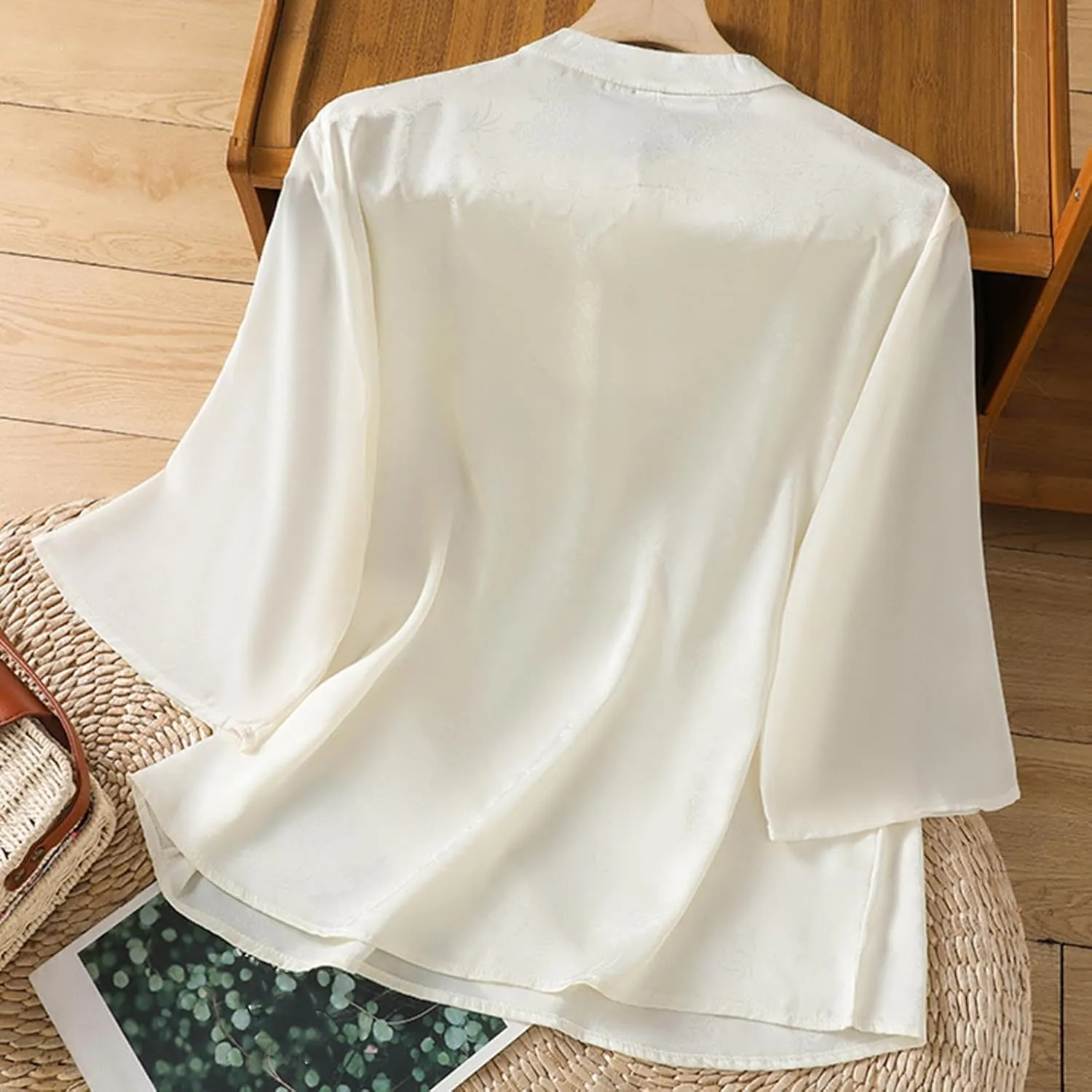 Women 3/4 Sleeve Chinese Blouse Mandarin Collar Suit Shirt Traditional Elegant Floral Embroidery Female Hanfu Tops