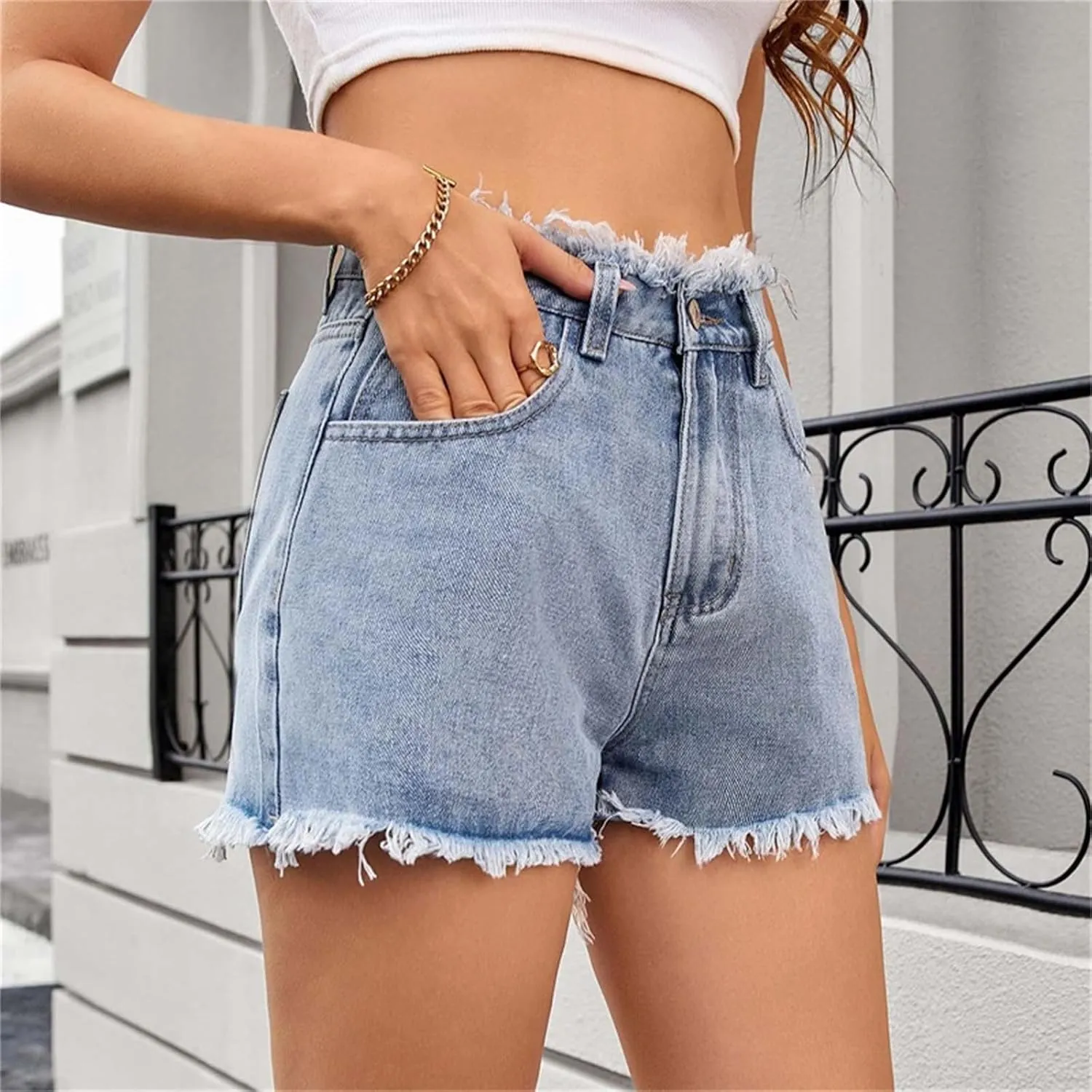 Women's Casual Summer Ripped Washed Distressed Denim Shorts High Waisted Cut Off Frayed Hem Stretch Shorts Trendy