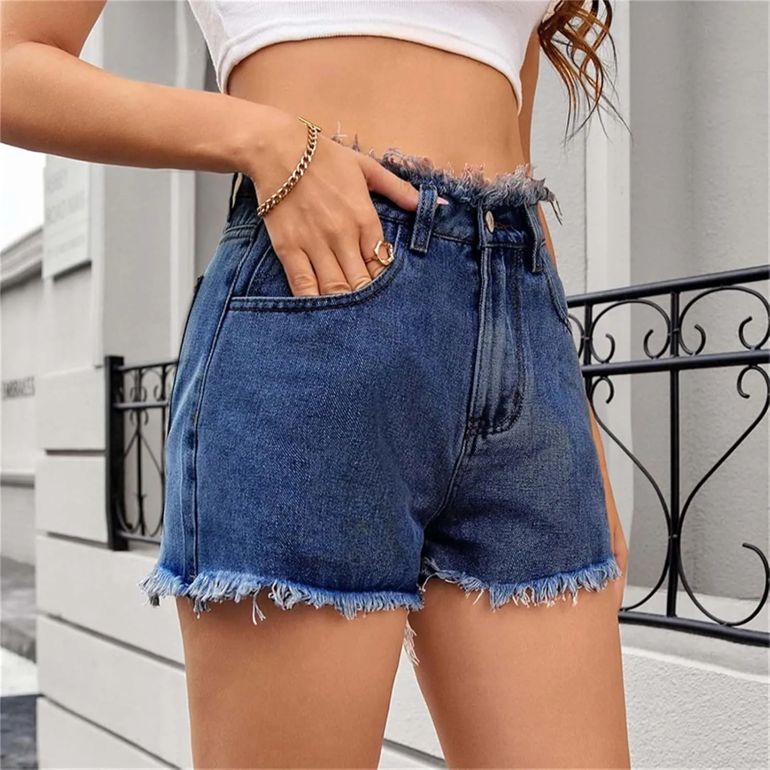 Women's Casual Summer Ripped Washed Distressed Denim Shorts High Waisted Cut Off Frayed Hem Stretch Shorts Trendy