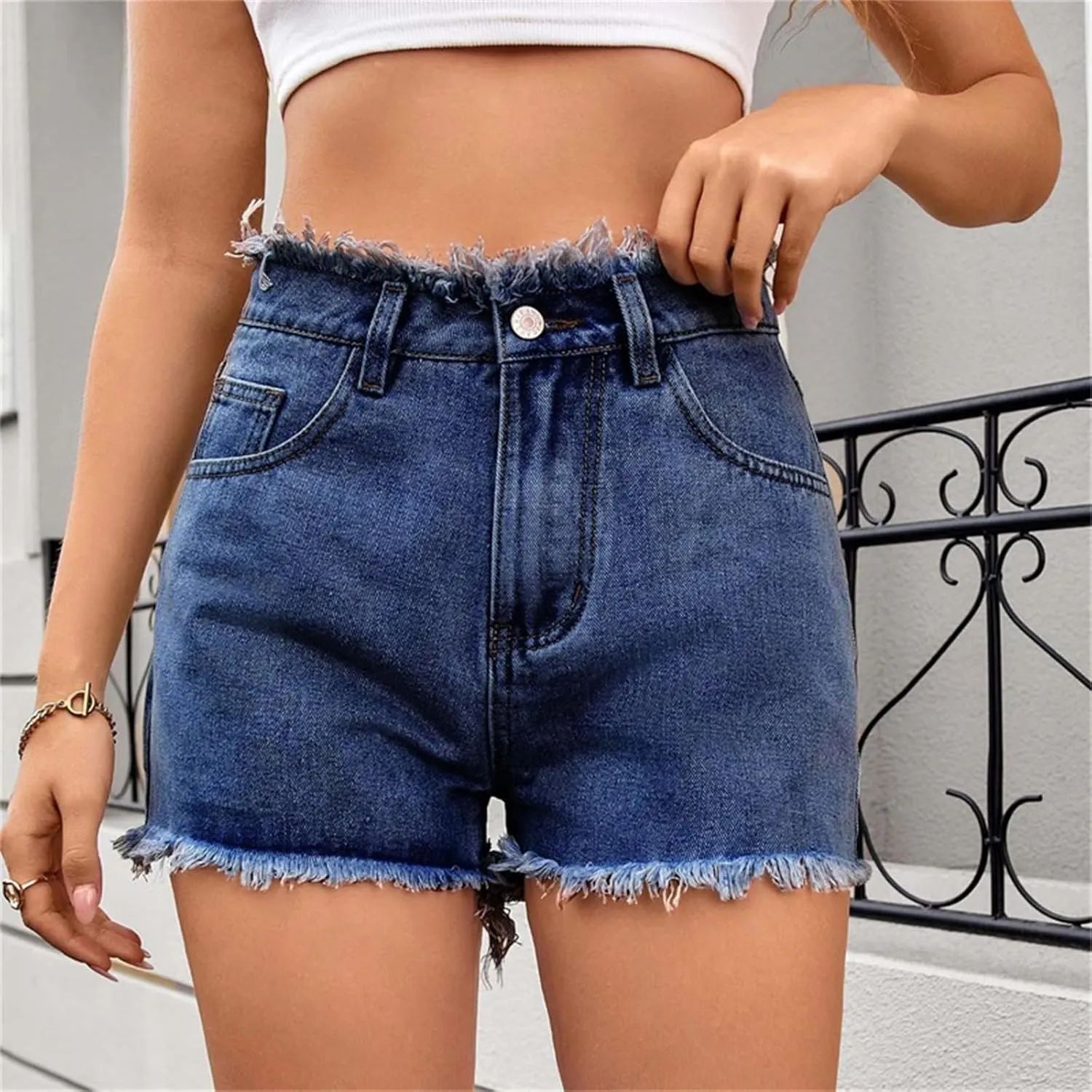 Women's Casual Summer Ripped Washed Distressed Denim Shorts High Waisted Cut Off Frayed Hem Stretch Shorts Trendy