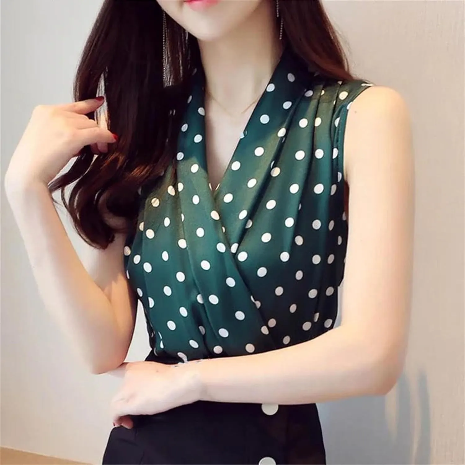 Women's Lightweight Satin Tank Top Camisole Summer Wrap V-Neck Sleeveless Vest Polka Dot Loose Fit Work Office Blouse
