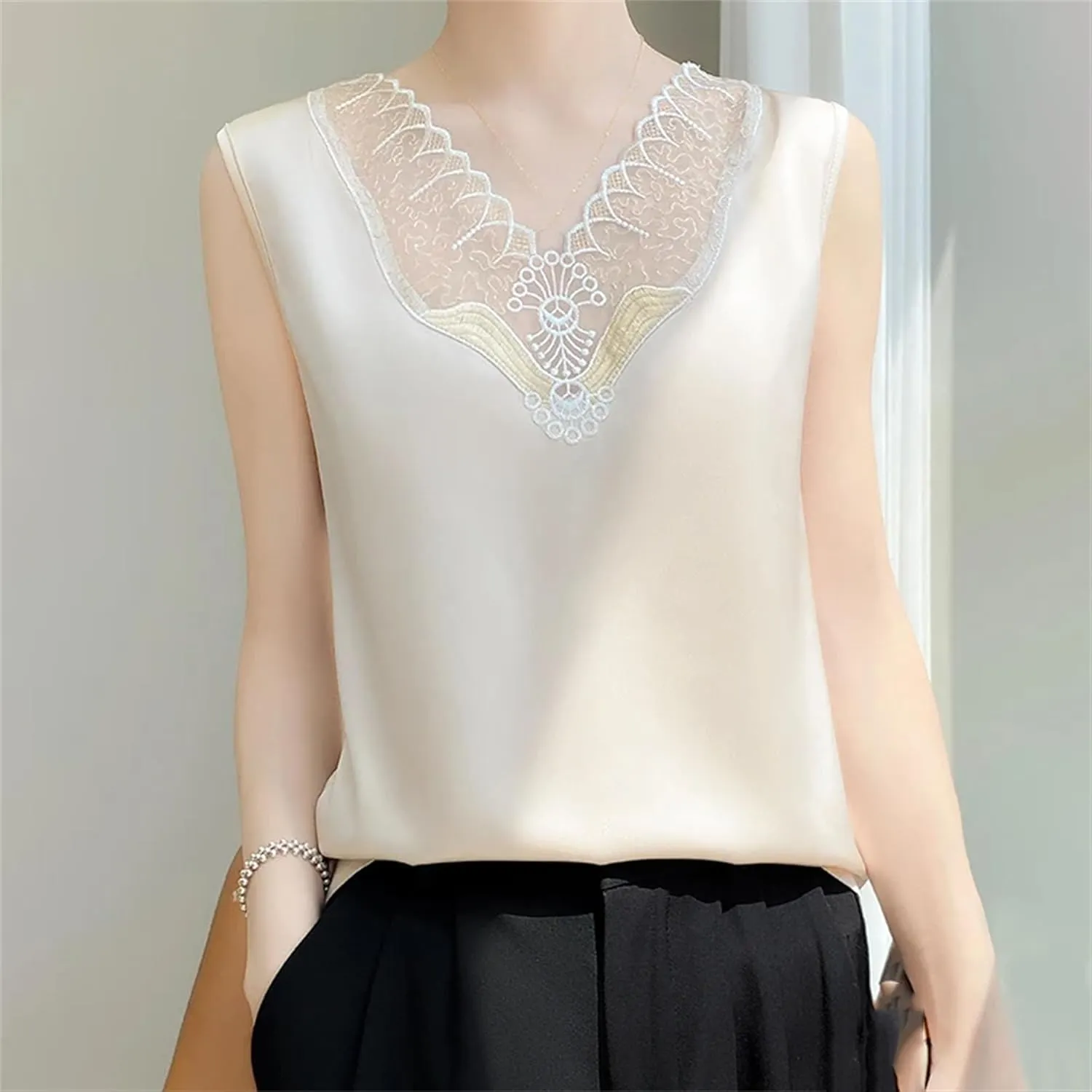Women's Ruffle Lace Trim Satin Tank Top Camisole Summer Breathable V-Neck Sleeveless Vest Lightweight Loose Fit Work Blouse